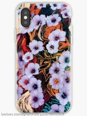 guscio per i phone con disegno di astrazione come di fiori eterei fluttuanti di colore indaco su sfondo screziato variopinto